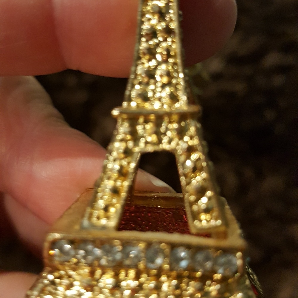 QVC PARIS KEYCHAIN WITH DIAMONIQUE STONES